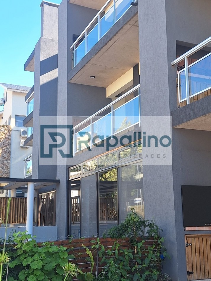 DEPARTAMENTO 2 AMB C/COCHERA Y TERRAZA - Pinamar Centro -