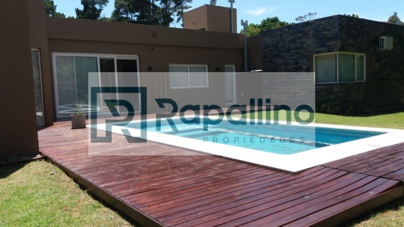 CASA PINAMAR NORTE C/PISCINA