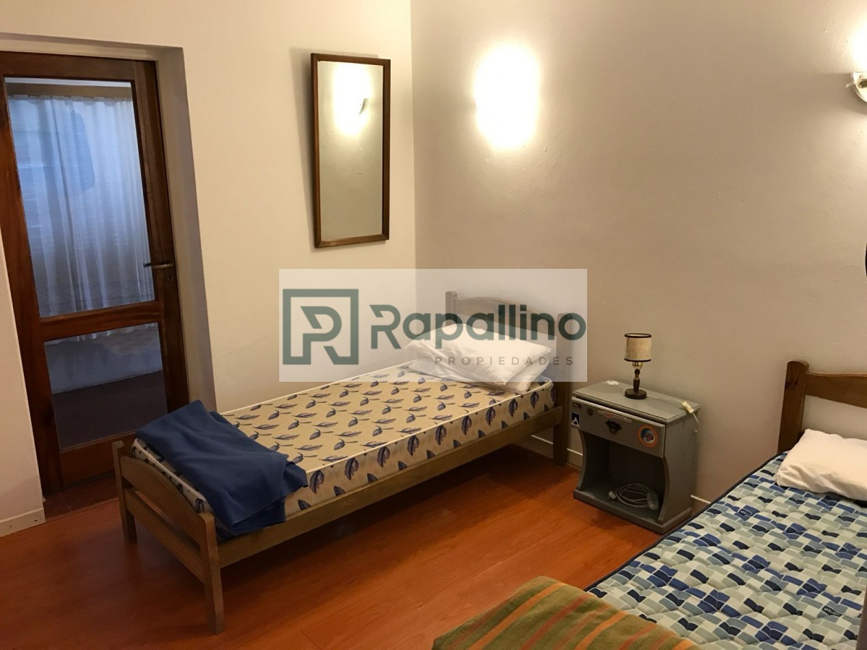 CASA EN PINAMAR CENTRO 