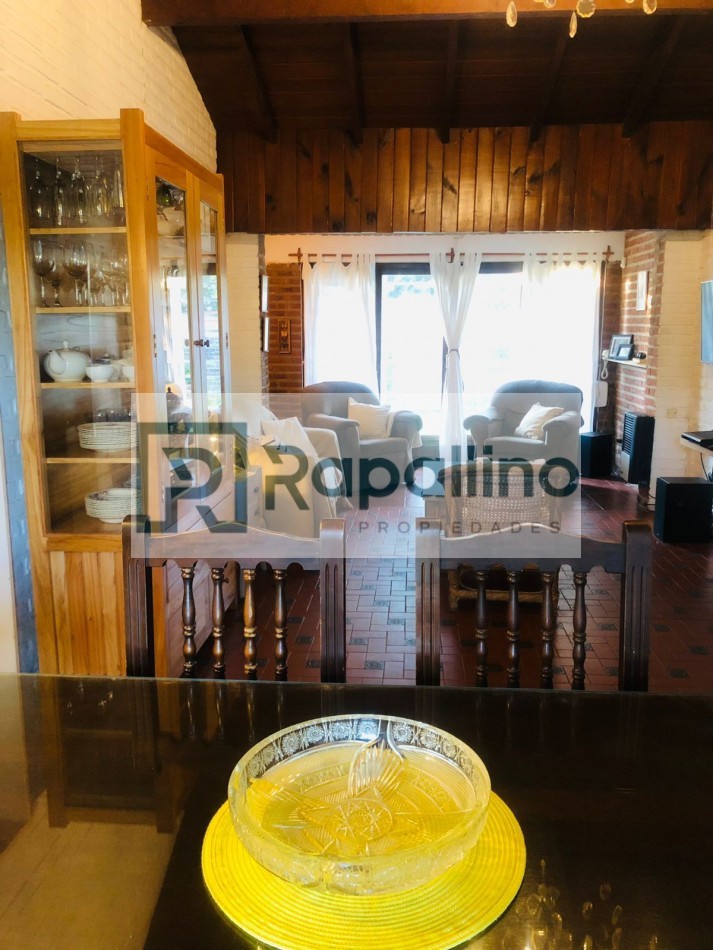 CASA EN PINAMAR CENTRO 