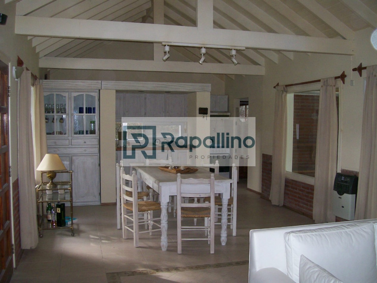 CASA EN CARILO