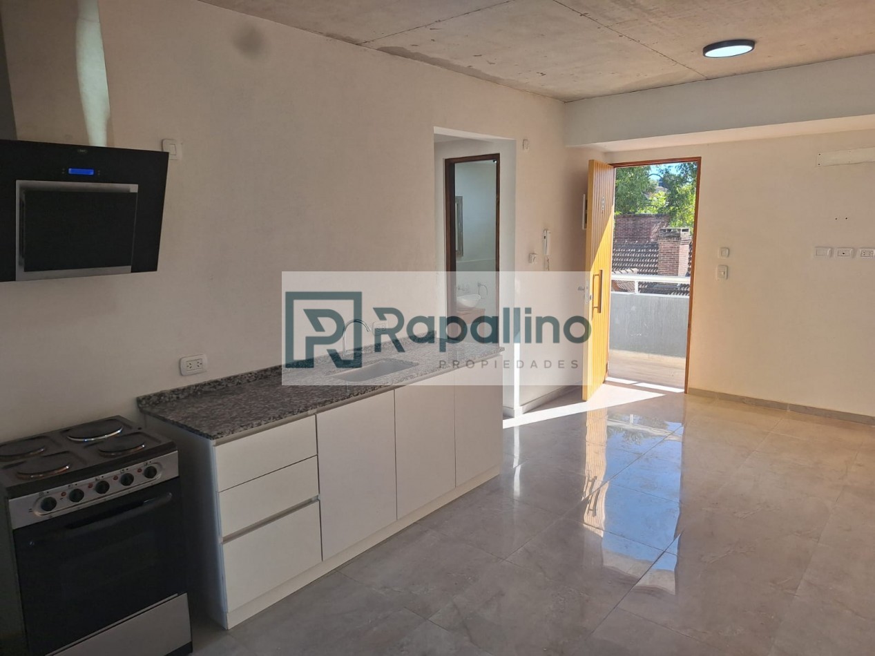 DEPARTAMENTO 2 AMB C/COCHERA Y TERRAZA - Pinamar Centro -