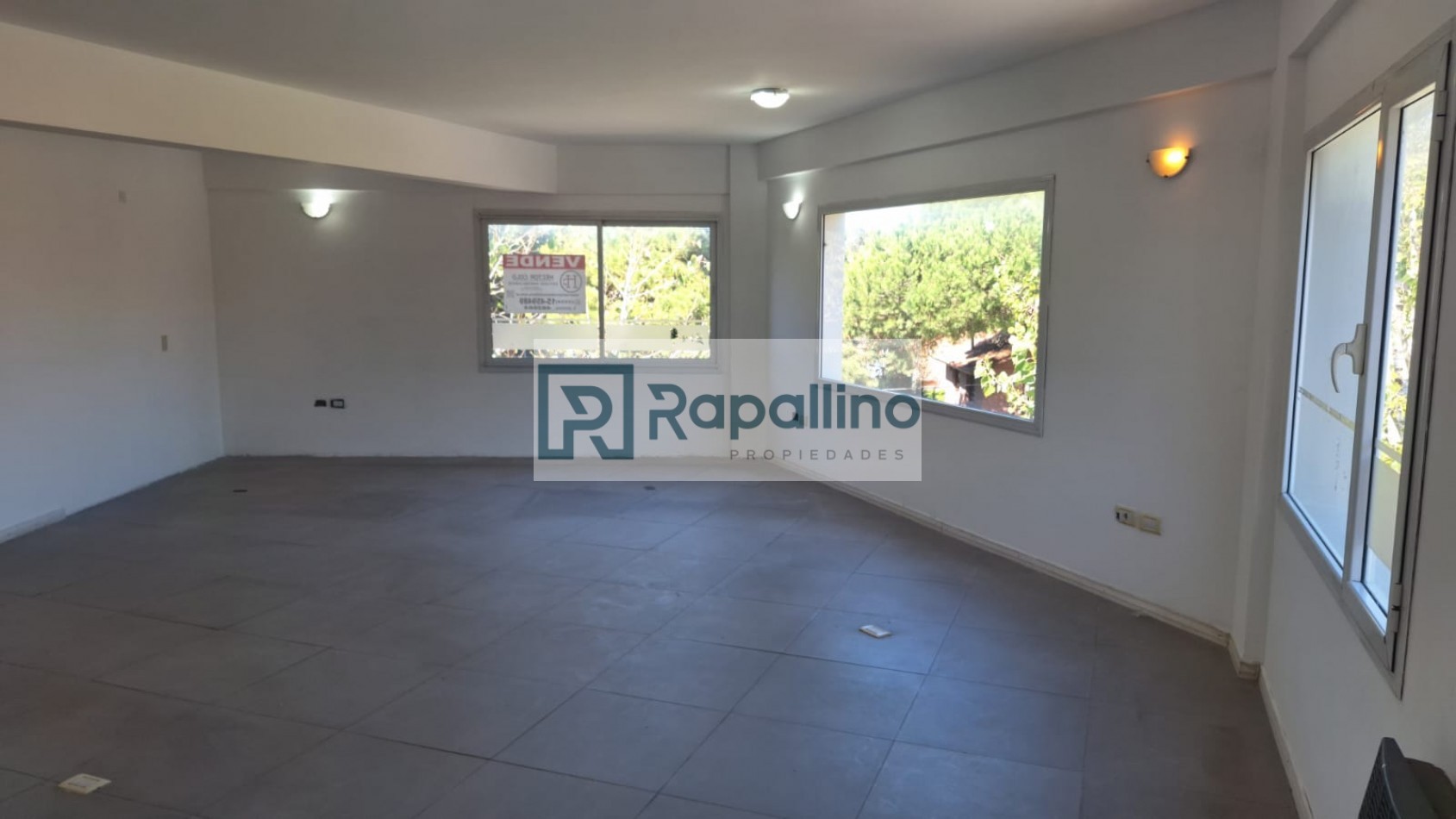 LOCAL OFICINA PINAMAR CENTRO