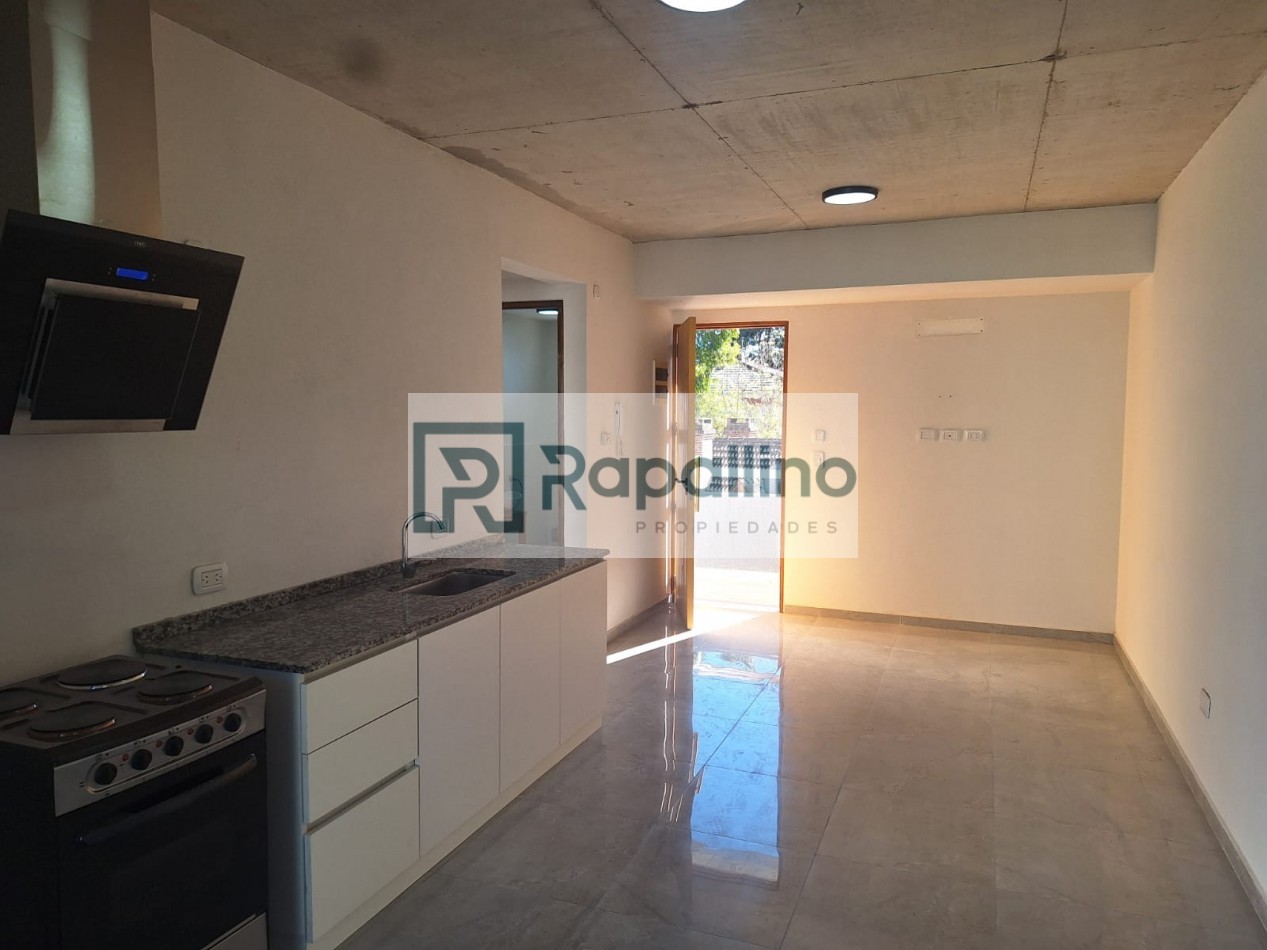 DEPARTAMENTO 2 AMB C/COCHERA Y TERRAZA - Pinamar Centro -