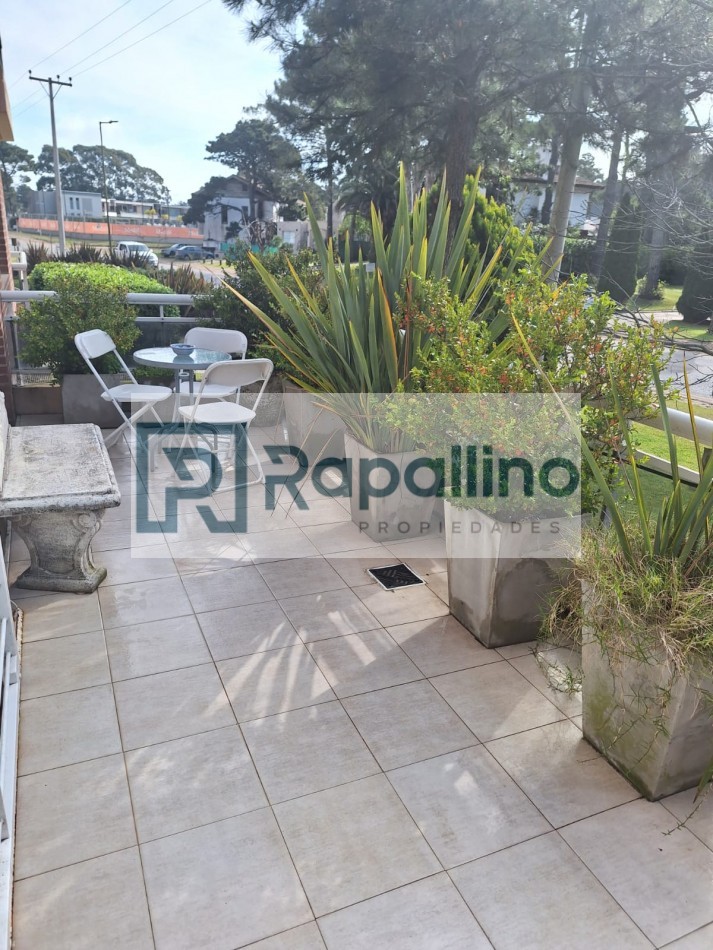 DEPARTAMENTO 4 AMB C/PISCINA Y COCHERA 