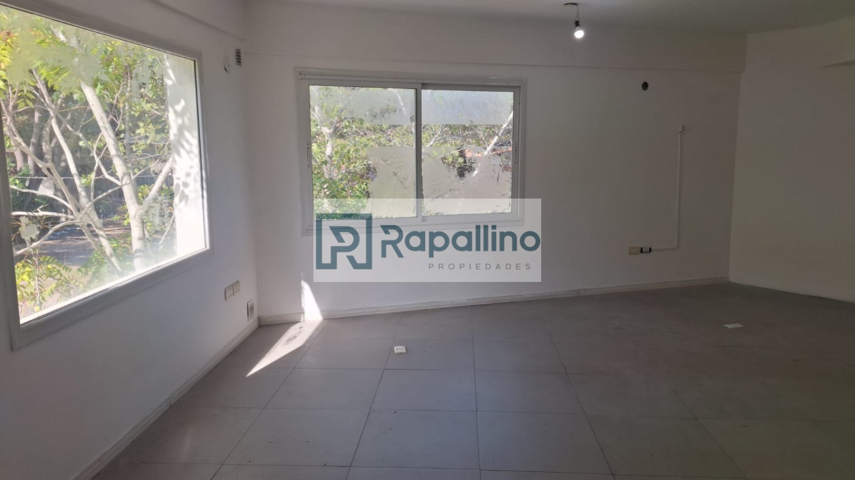 LOCAL OFICINA PINAMAR CENTRO