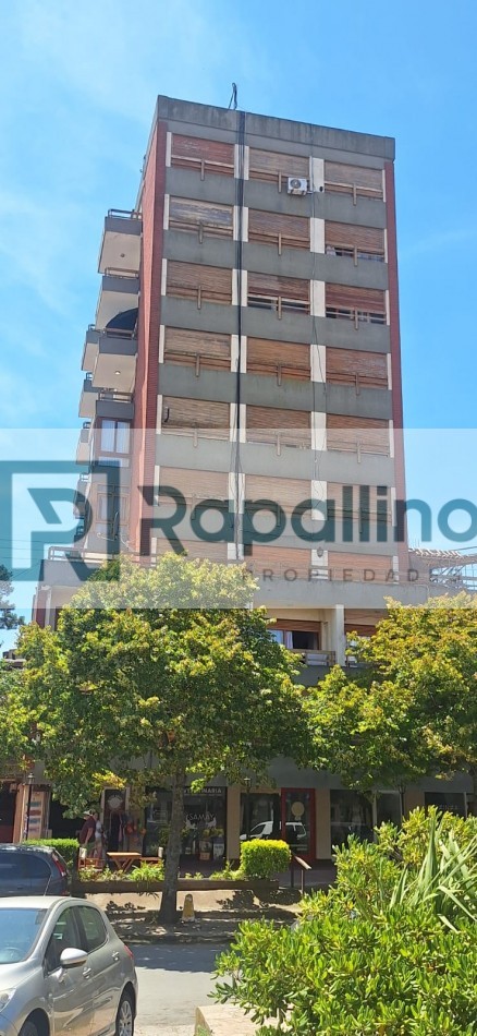 Departamento 3 amb c/cochera Pinamar Centro