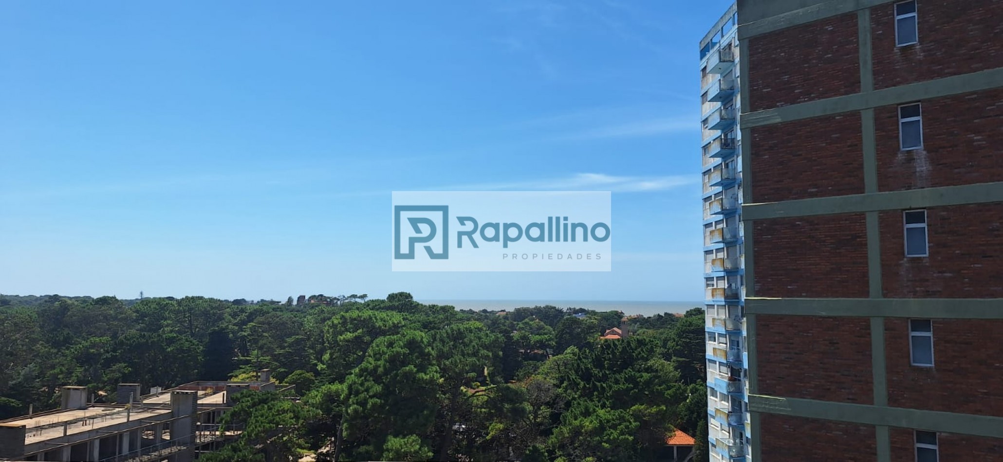 Departamento 3 amb c/cochera Pinamar Centro