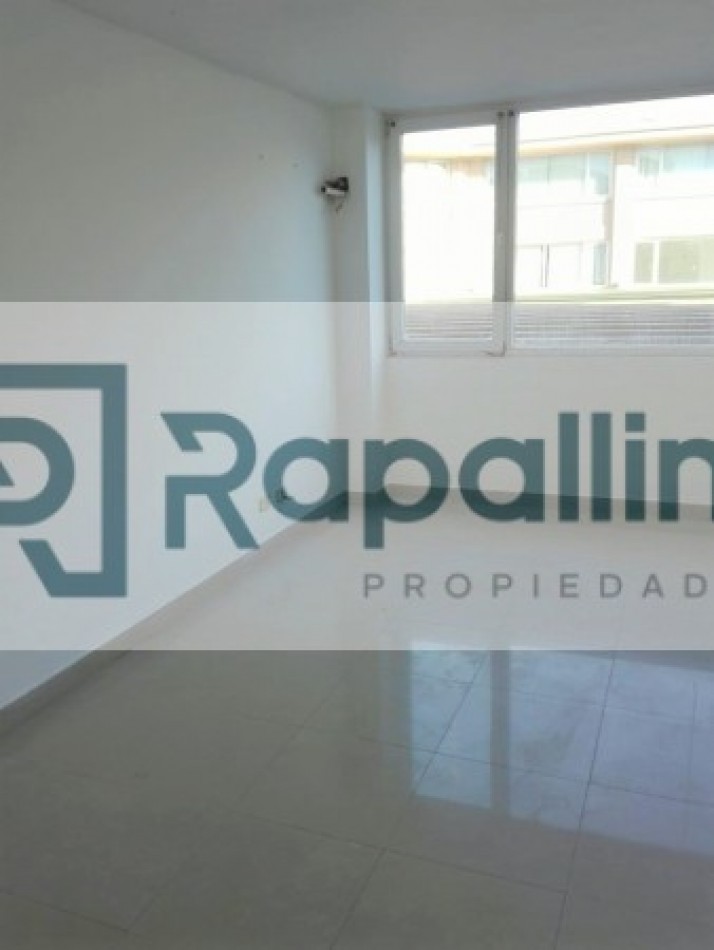Oficina con Cochera 