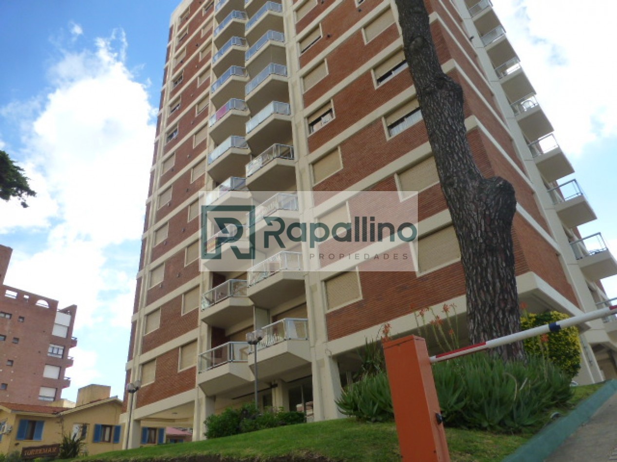 DEPARTAMENTO 3 AMB C/COCHERA PLENO CENTRO DE PINAMAR