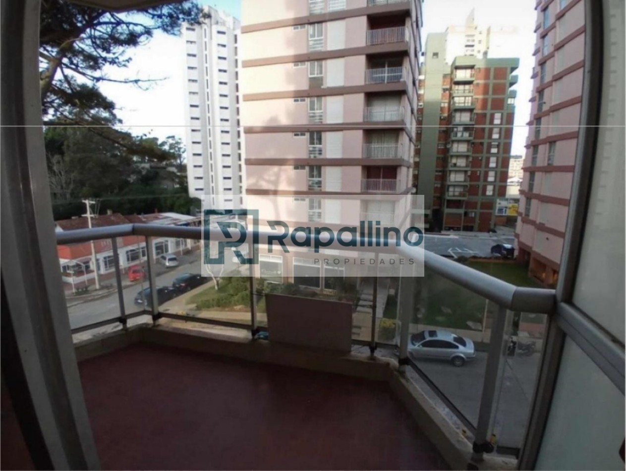 DEPARTAMENTO 3 AMB C/COCHERA PLENO CENTRO DE PINAMAR